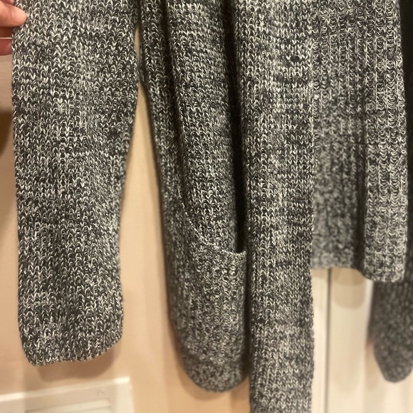 Don’t Ask Why black gray cardigan open front with pockets - Picture 3 of 7
